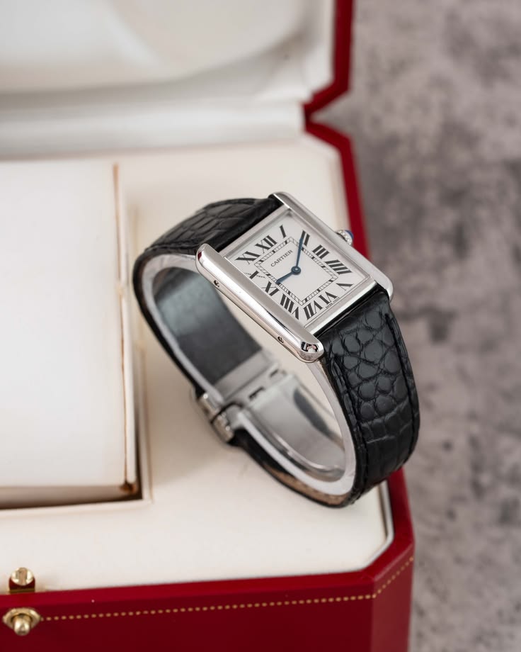 TIZOR Lotus Leather Watch